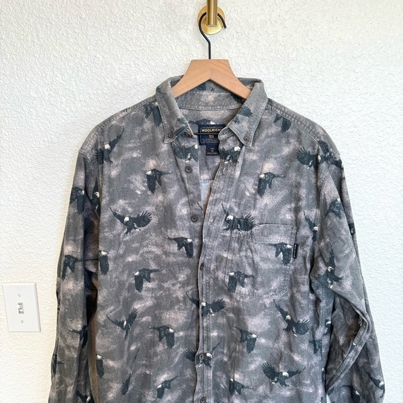 VTG Woolrich Men's XL Eagle Novelty Print Button Down Grey Gorpcore 90's Camp - Picture 2 of 11